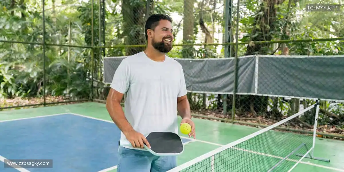 汗水与荣耀的舞台，等你来战！⚽ 报名即享专属福利，点击开启征程！